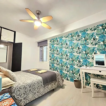Centric Mercado Hostel *