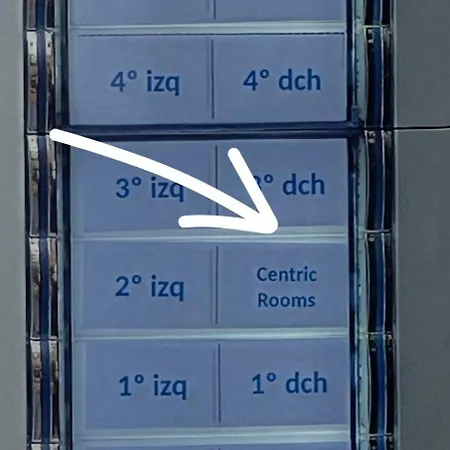 אכסניה Centric Mercado *